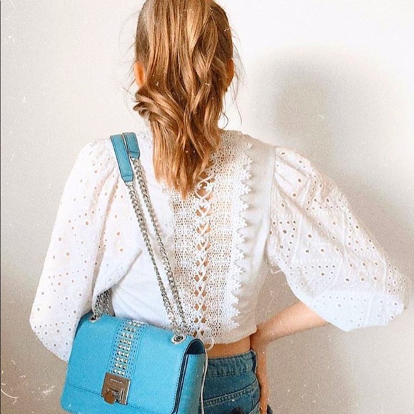 BACK EYELET TIE UP BLACK CROP TOP - Picture 2 of 6